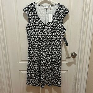 New York & Company black and white elephant dress size large.